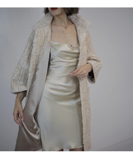 Inna Rek, płaszcz z bukle